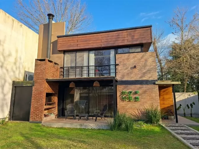 Dúplex en ph de 2 dormitorios en veta en Manuel B. Gonnet - 28 e/ 501 y 503