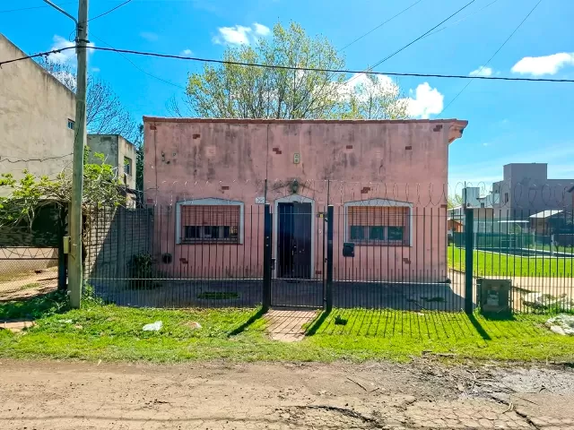 Casa - 493 e/ 10 y 11