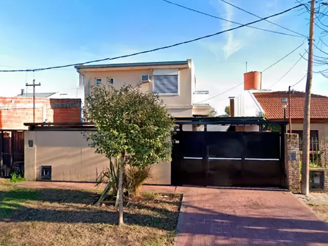 Casa en 529 e/ 27 y 28 - imagen principal