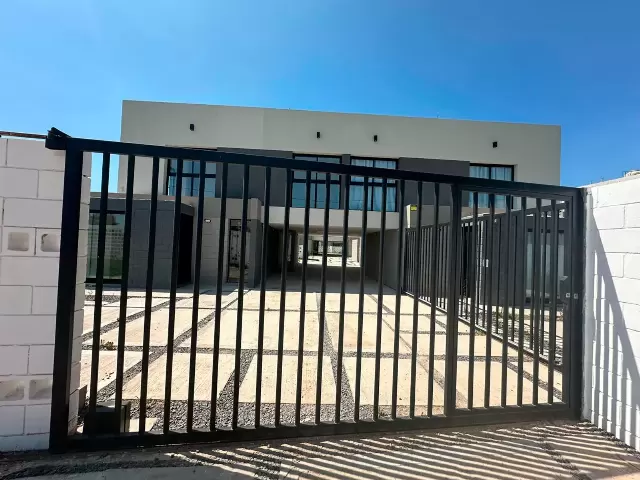Duplex en 456 e/ 11 y 13